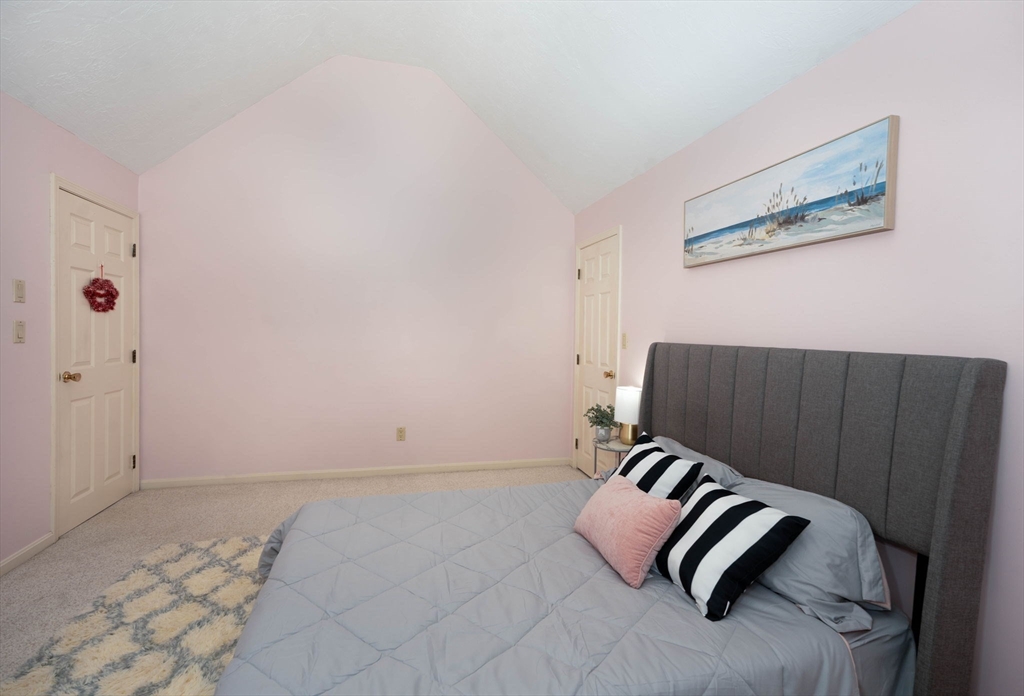 25 Church St # 2