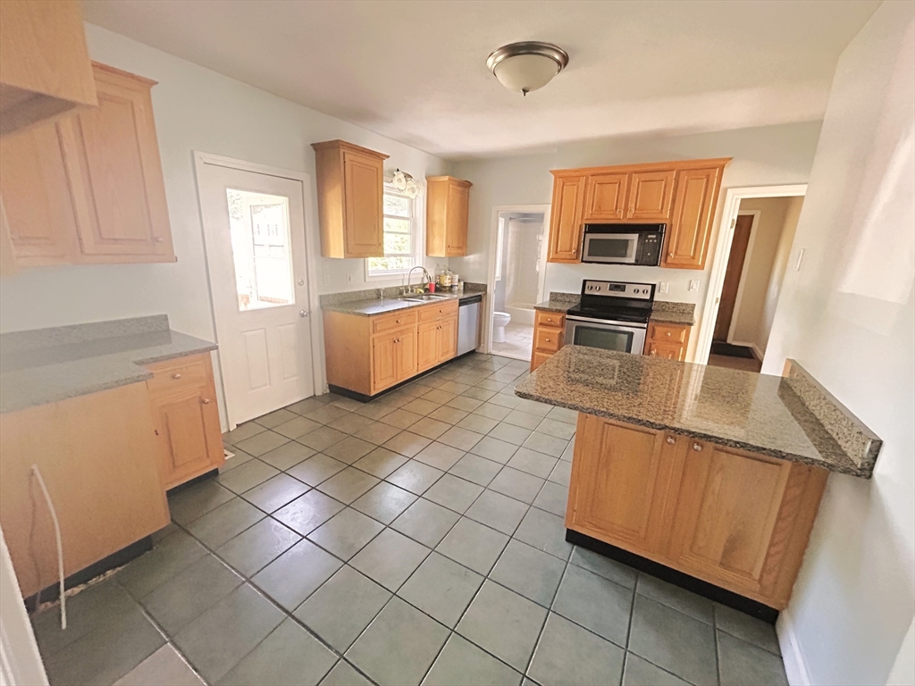 55 Cushing Ave # 1