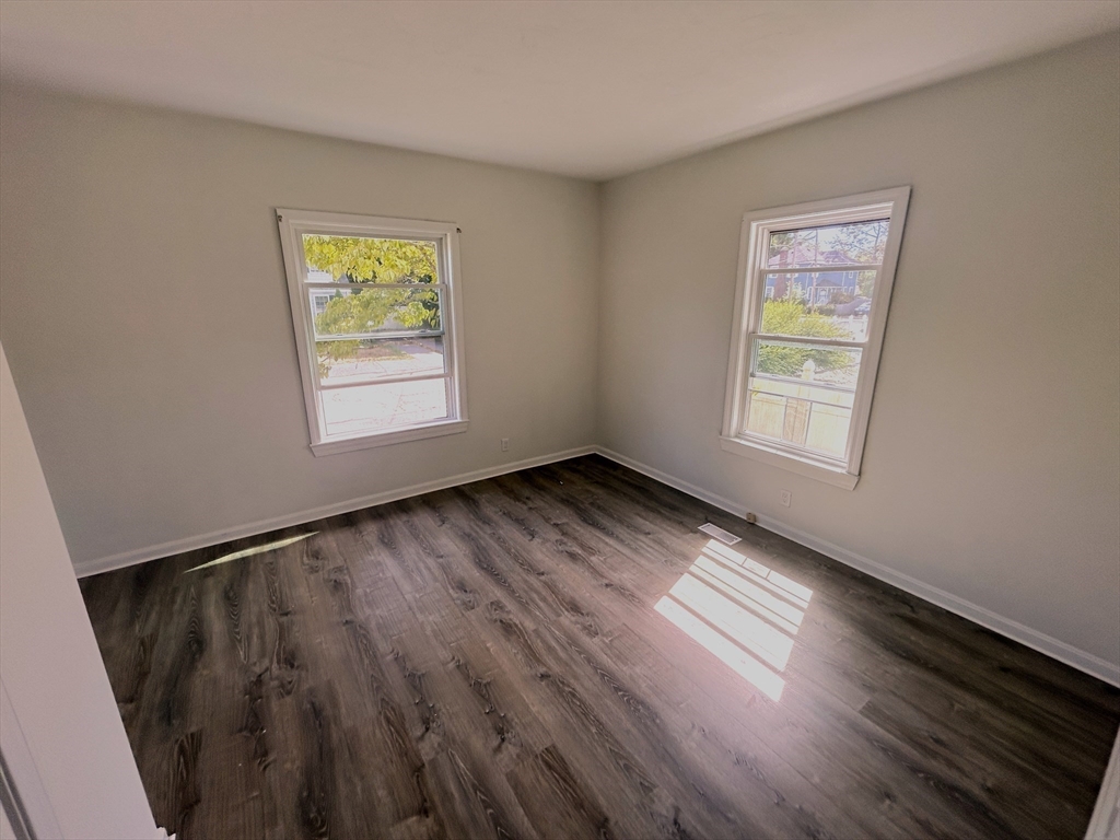 55 Cushing Ave # 1
