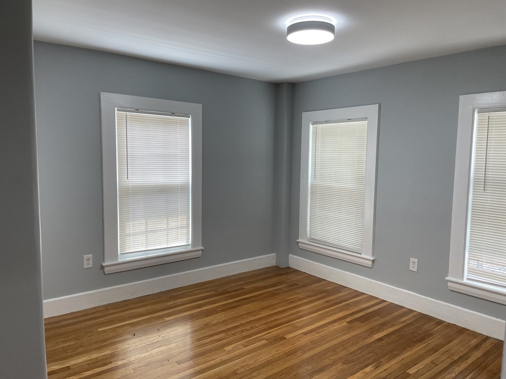 33 Brazil St # 33
