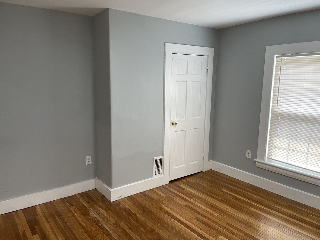 33 Brazil St # 33