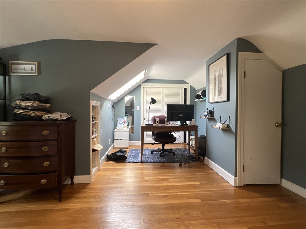 22 Wescroft Rd