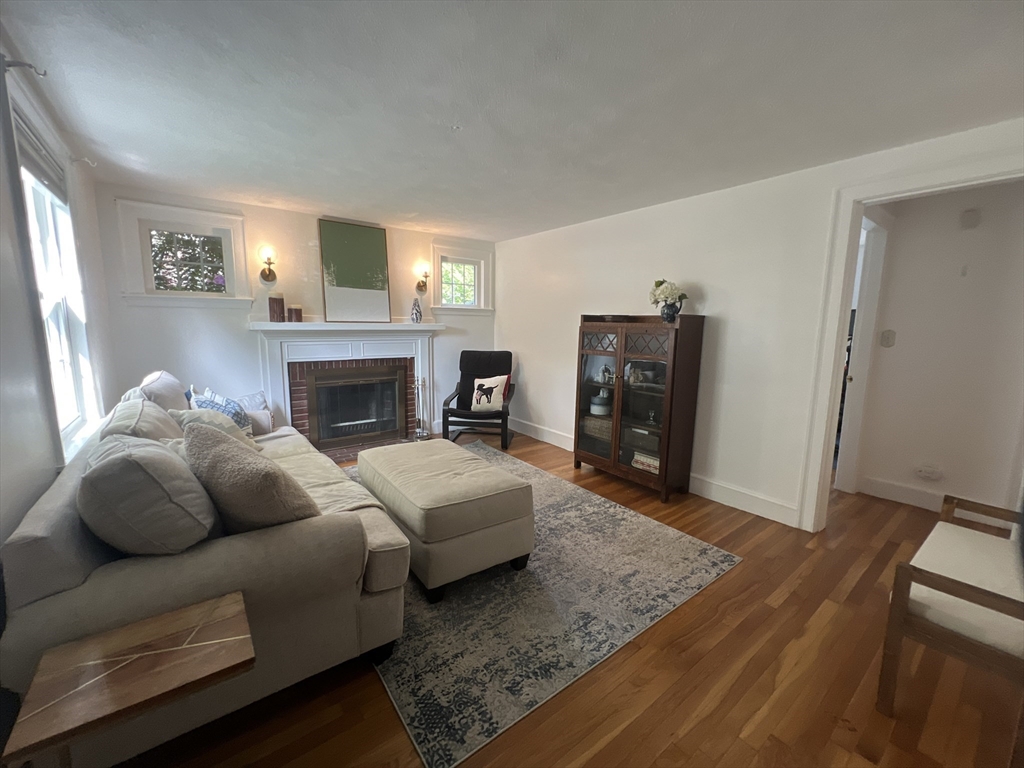 22 Wescroft Rd