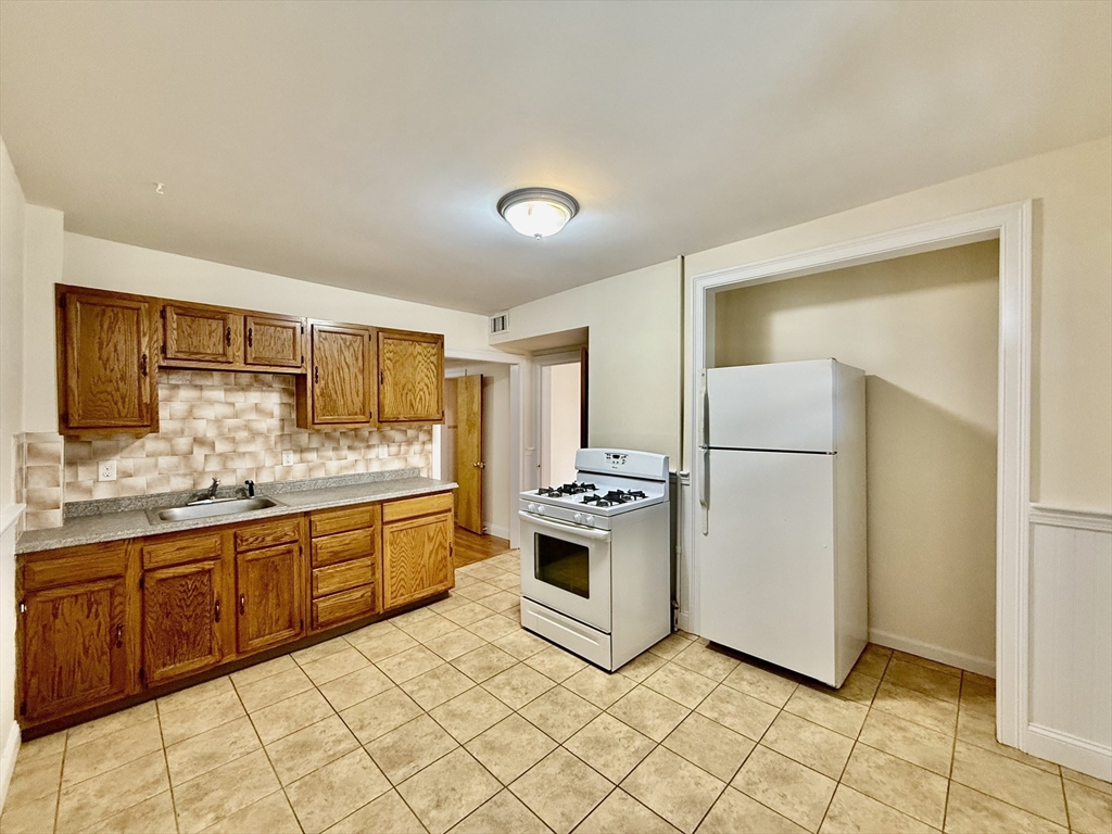 724 Cambridge St Unit: 2