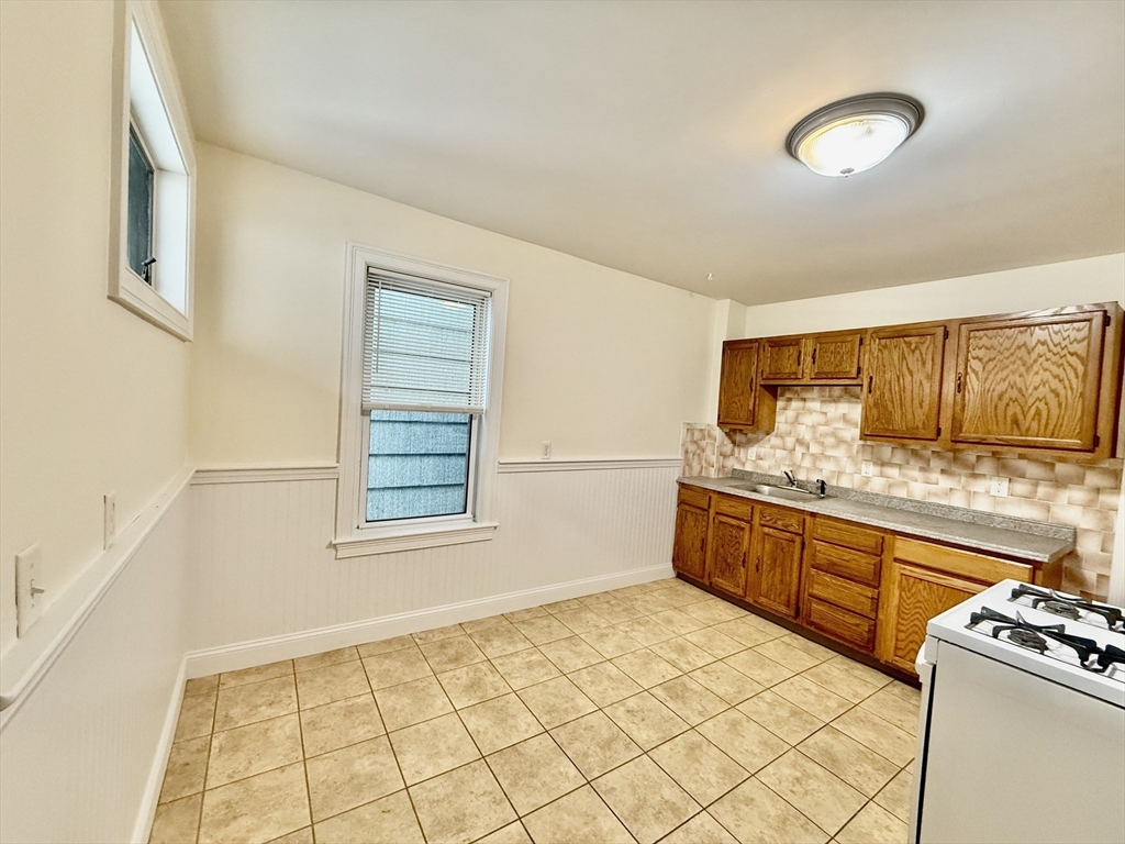 724 Cambridge St Unit: 2