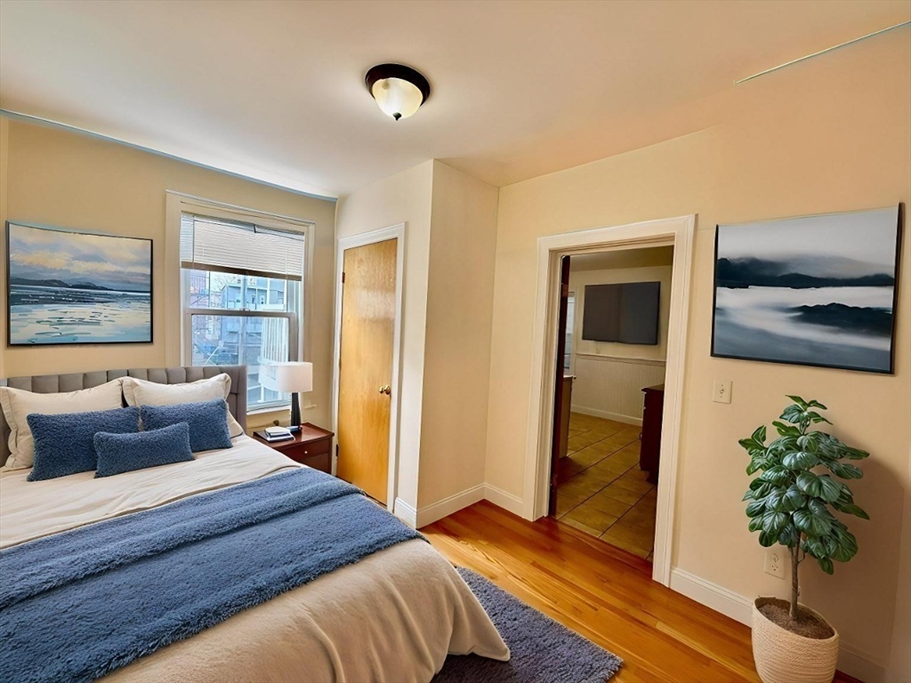 724 Cambridge St Unit: 2