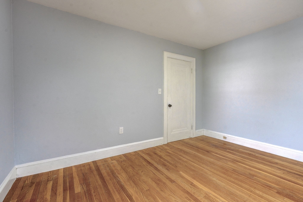 4 Weston Ave # 3