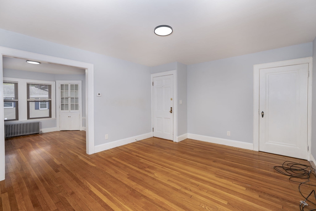 4 Weston Ave # 3