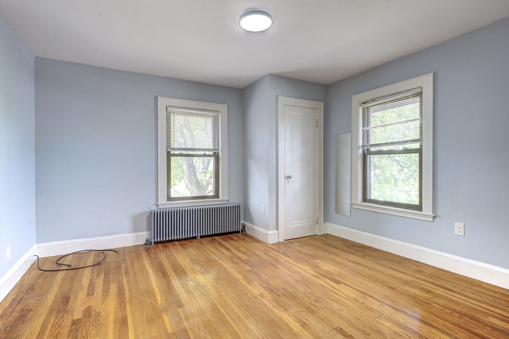4 Weston Ave # 3