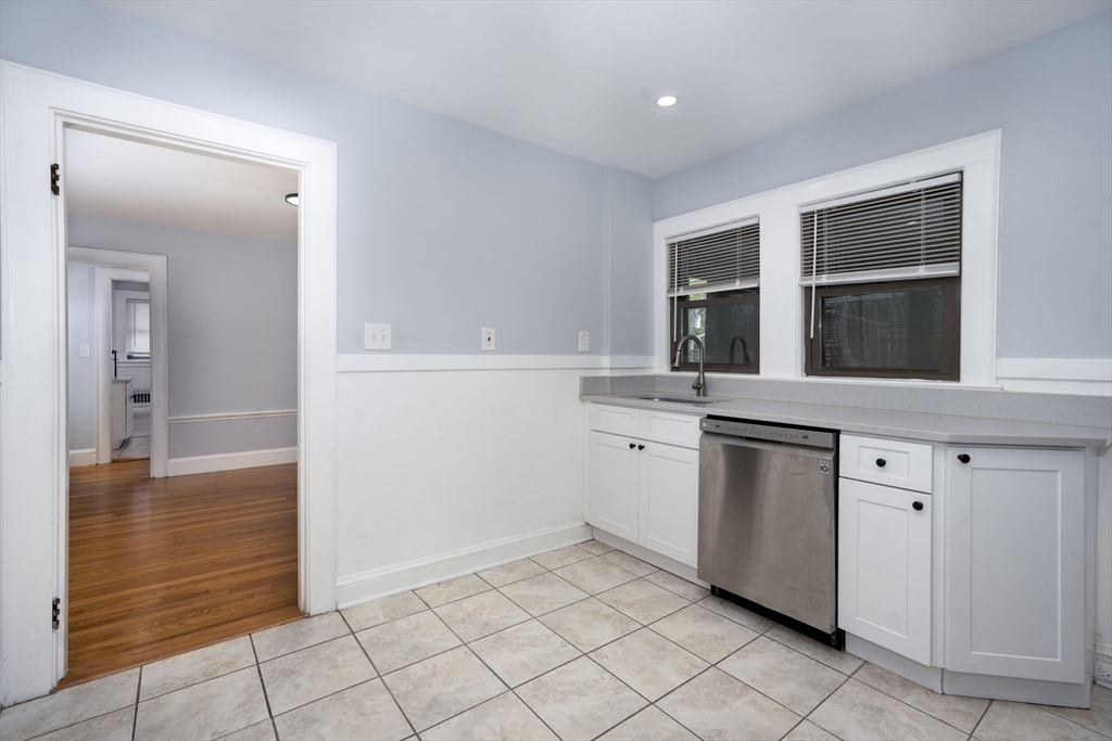 4 Weston Ave # 3