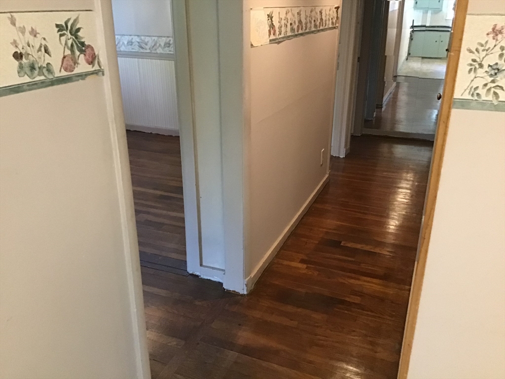 23 White Horse Rd