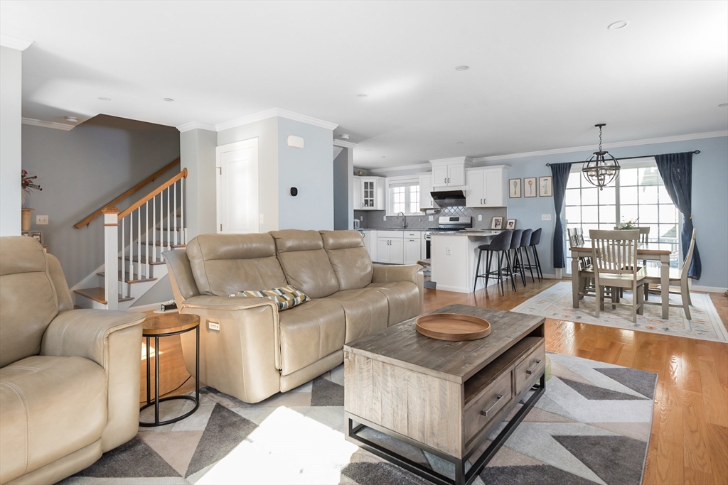 27 Mill St # B