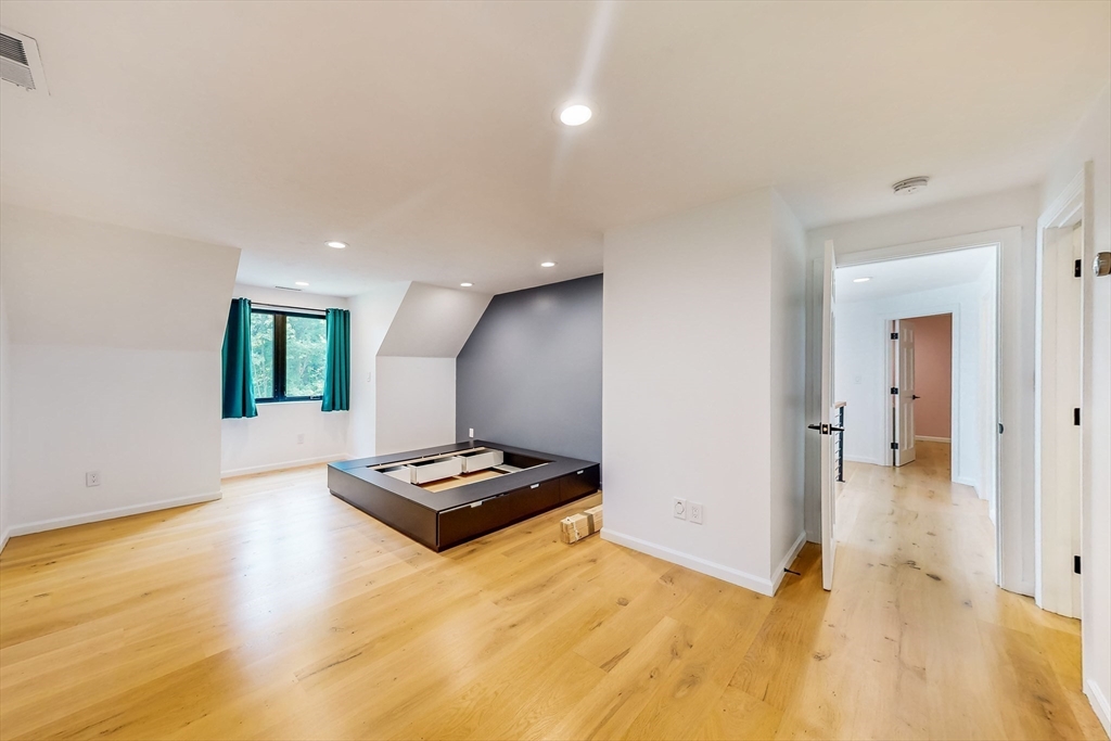 32 Garvey Rd