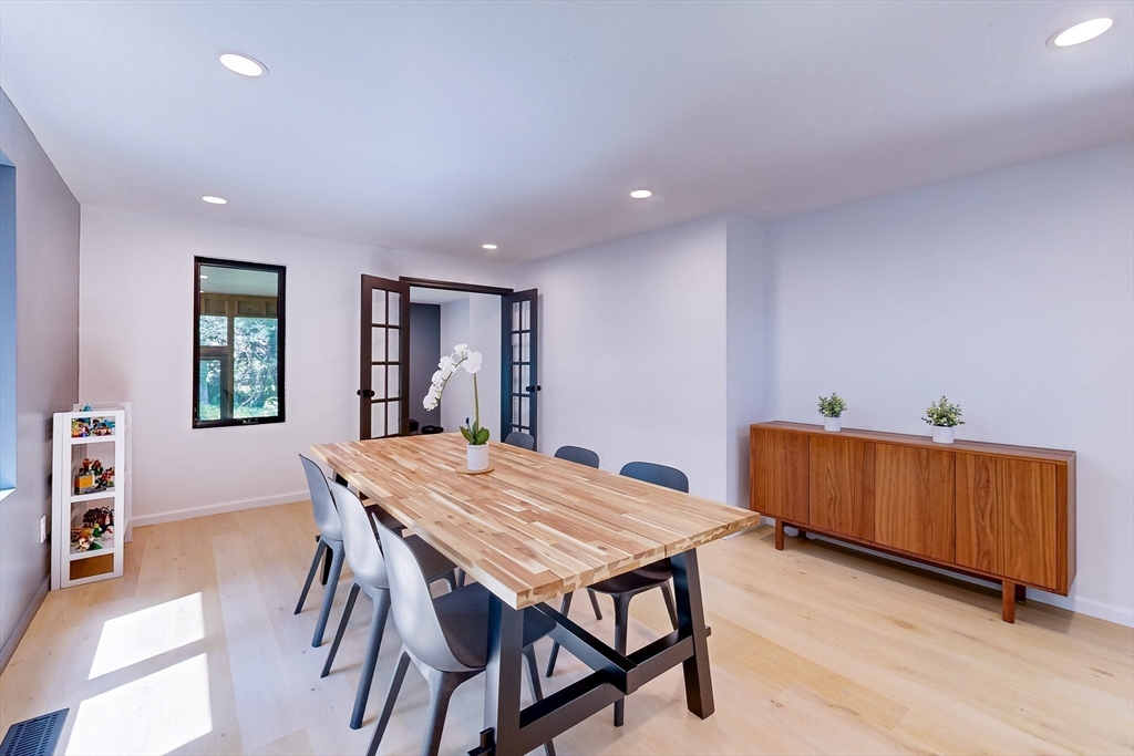 32 Garvey Rd