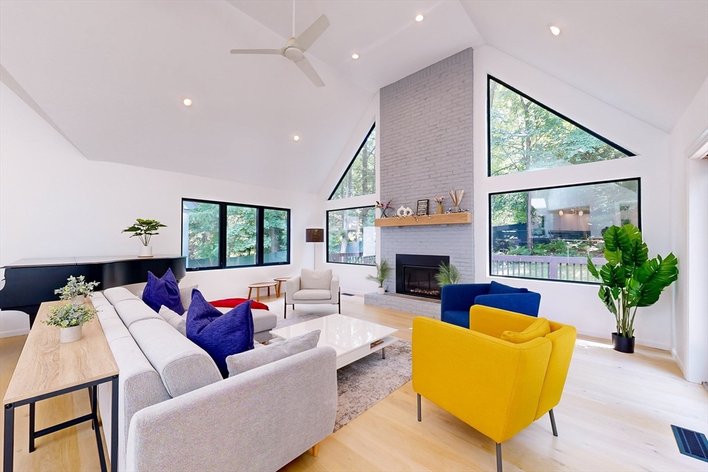 32 Garvey Rd