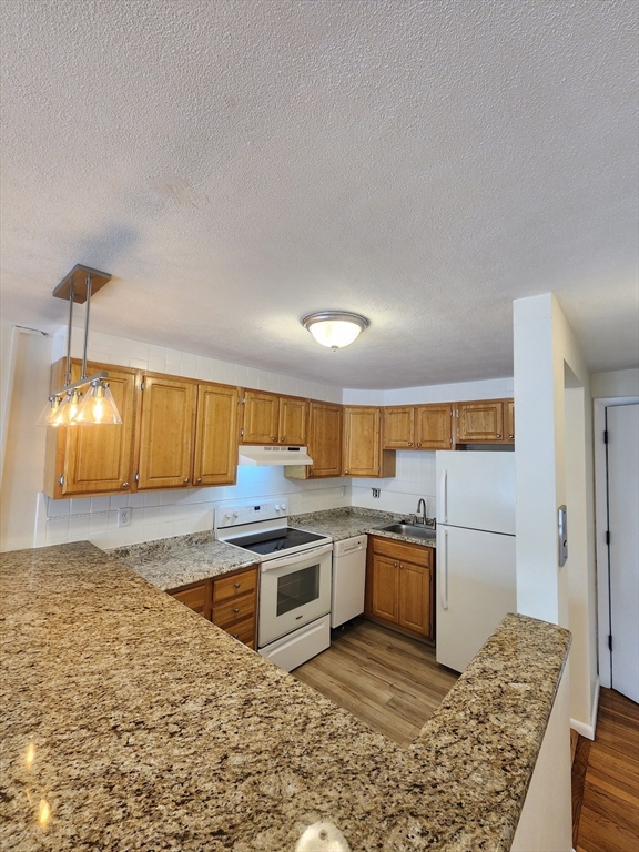 10 Coffey St # 24