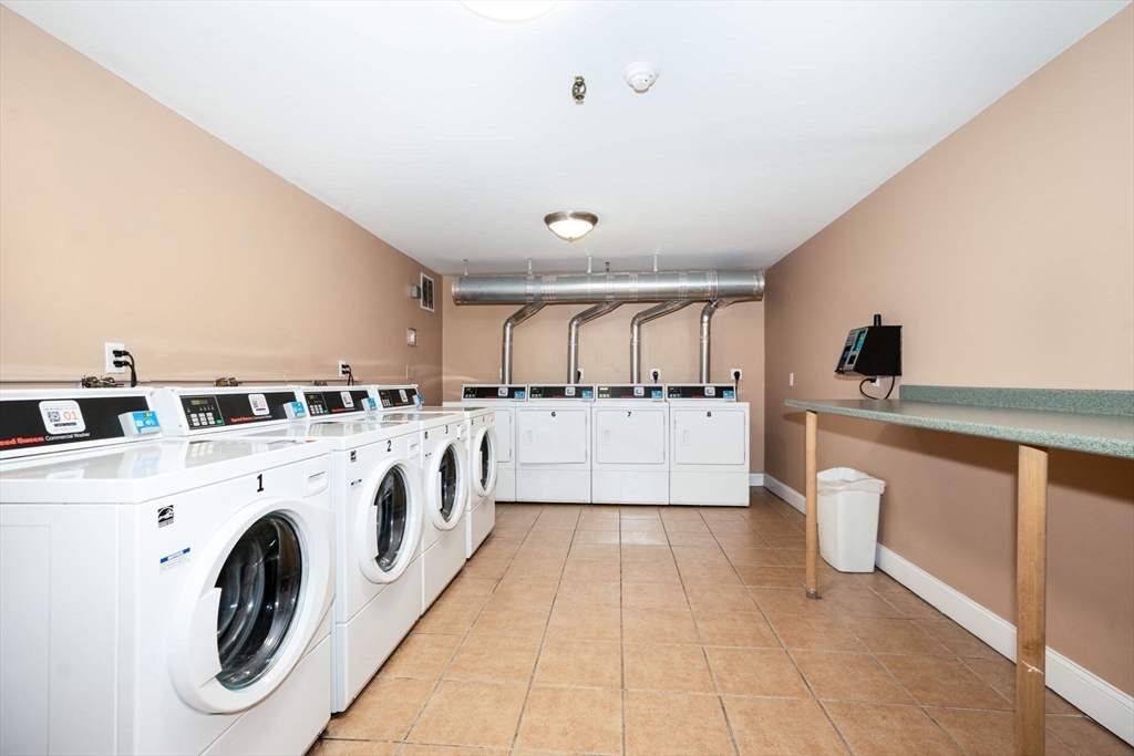 44 Lafayette Ave # 507