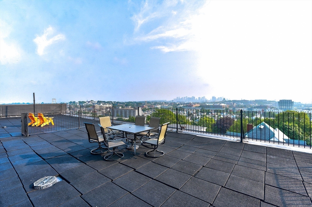 44 Lafayette Ave # 507