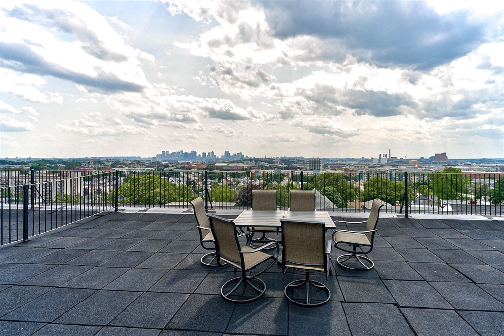 44 Lafayette Ave # 507