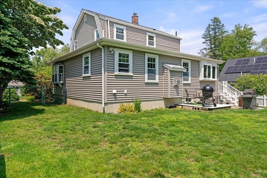 74 Rice Ave