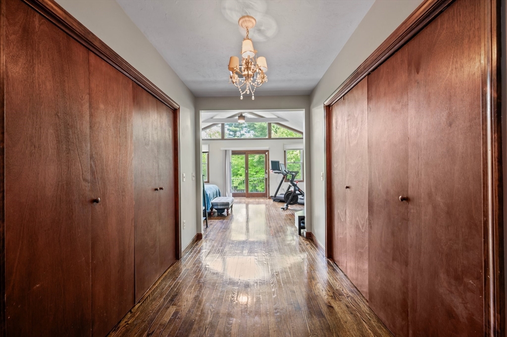 146 Field St