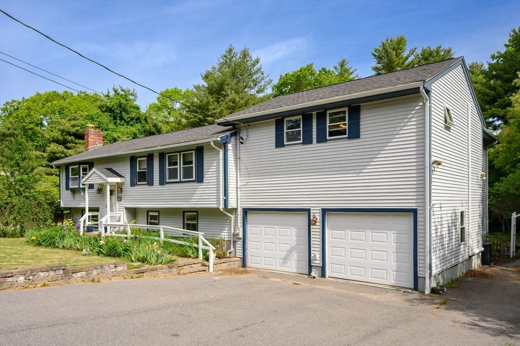 146 Field St