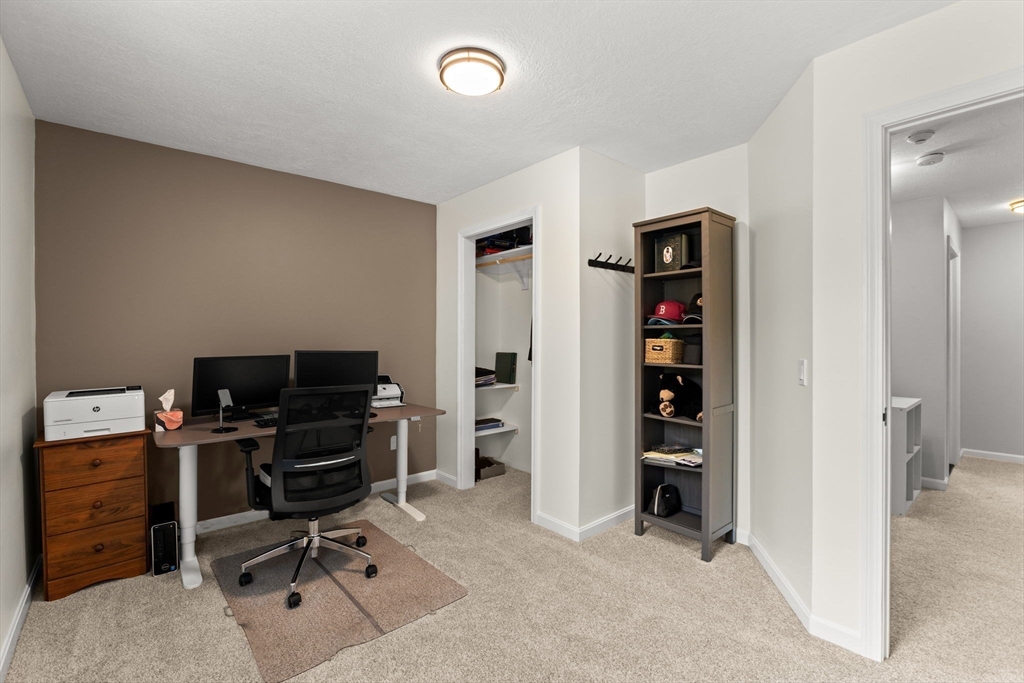 48 Finch Rd # 2