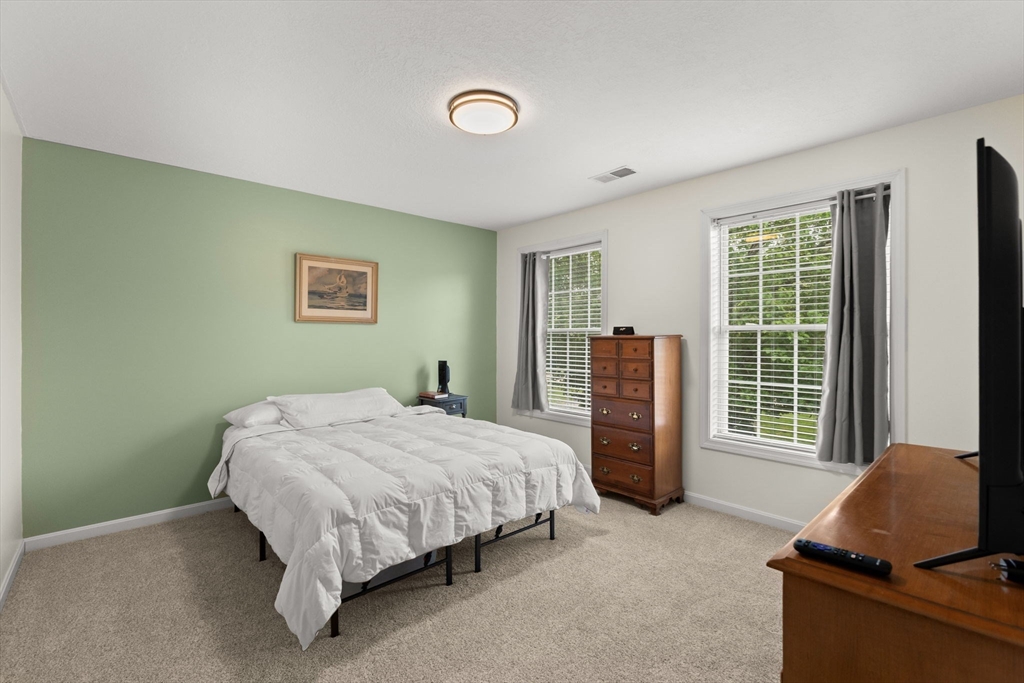 48 Finch Rd # 2