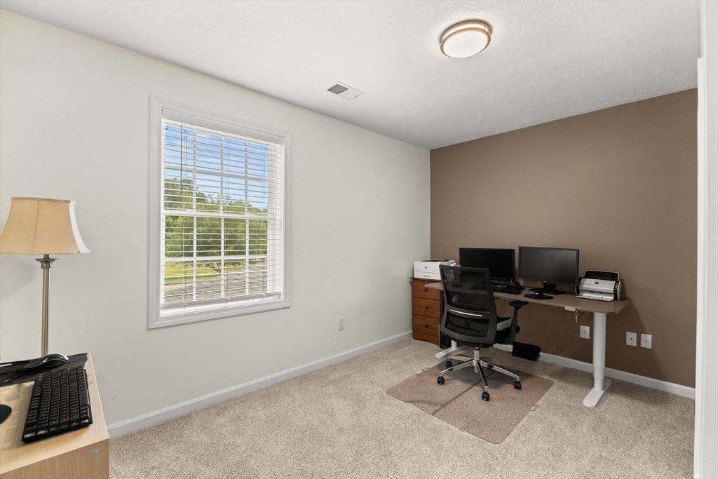 48 Finch Rd # 2