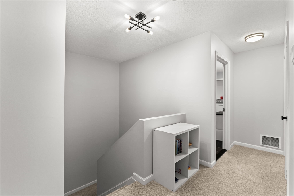 48 Finch Rd # 2