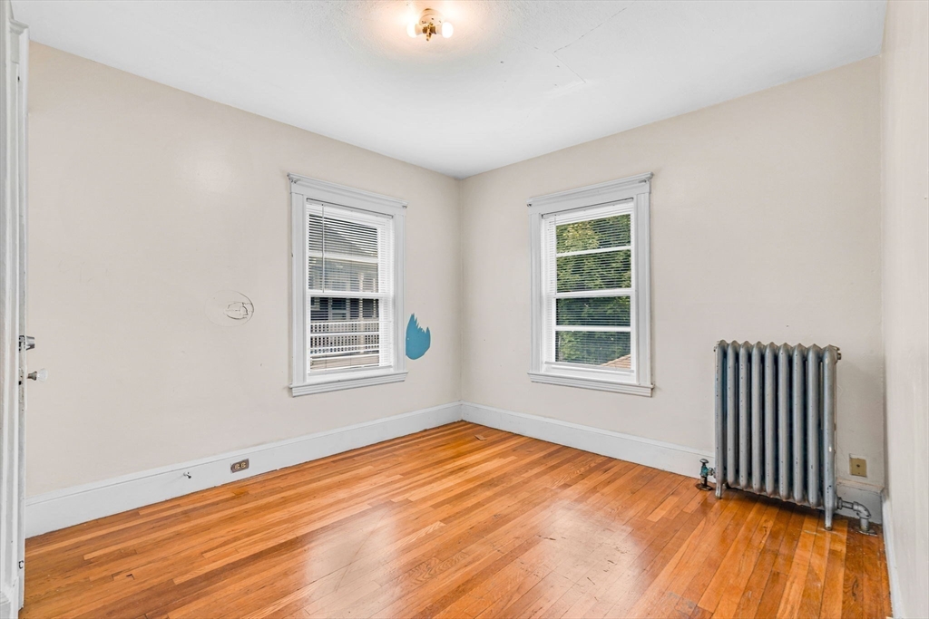 127-129 Blue Hills Pkwy