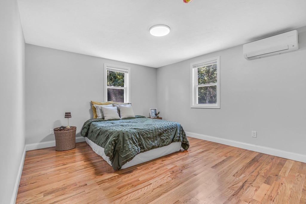 46 Curtis St