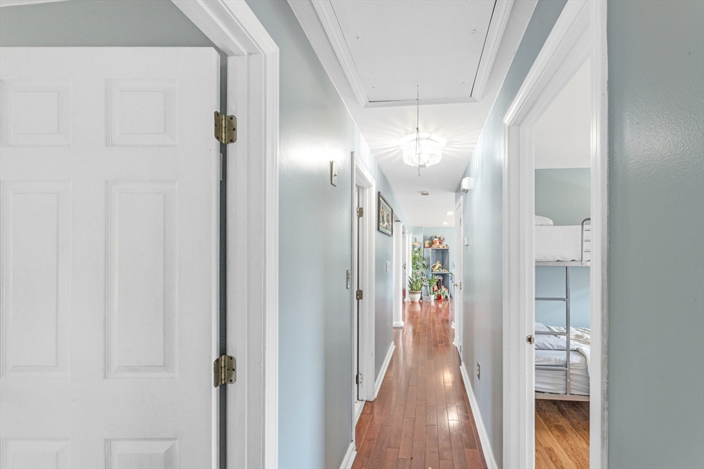 23 Clifton Ave