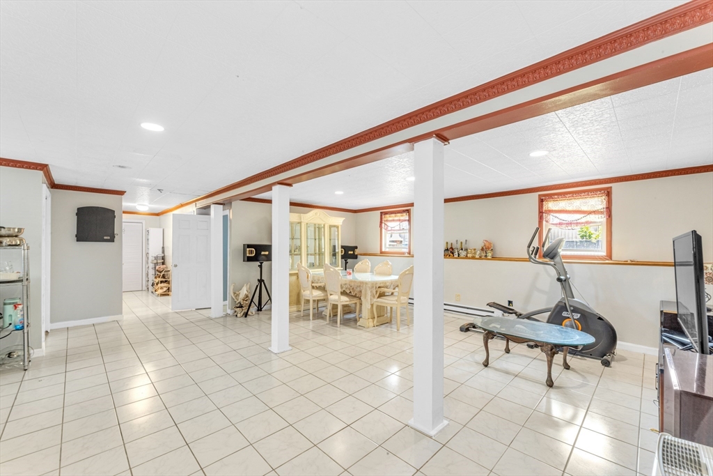 23 Clifton Ave