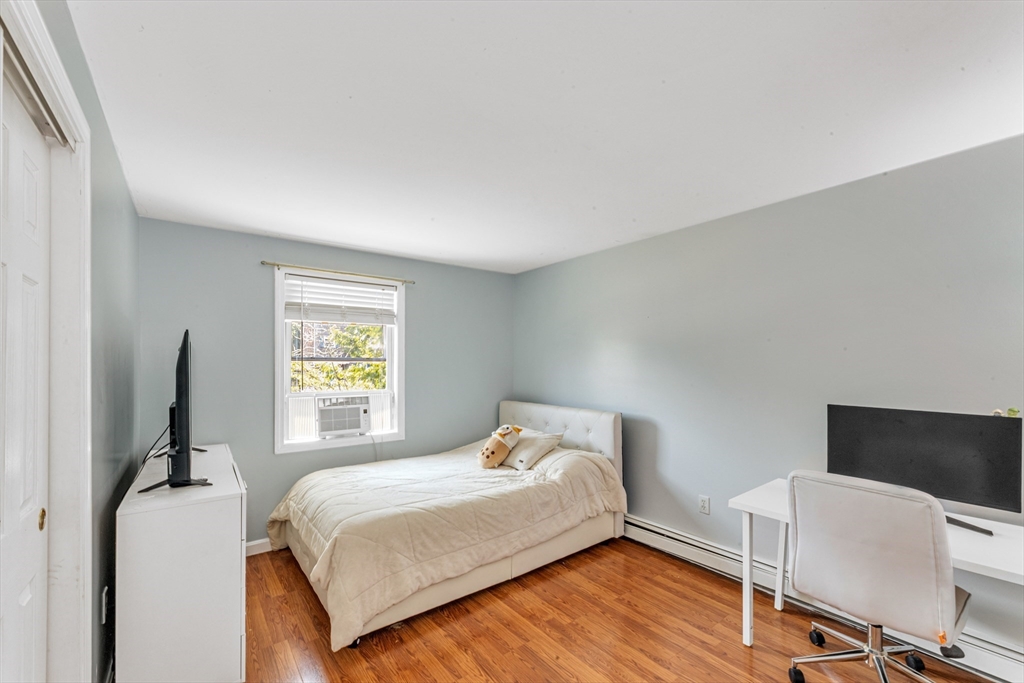 23 Clifton Ave