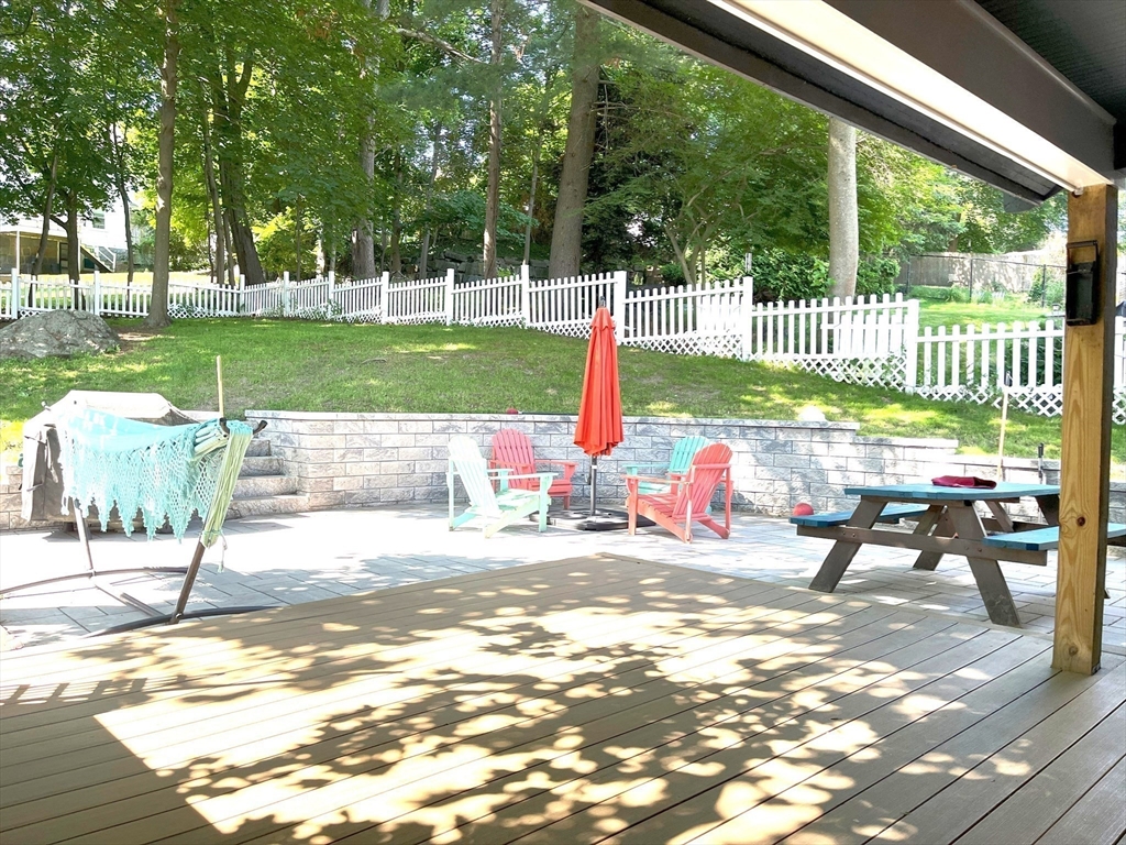 30 Hillside Ave