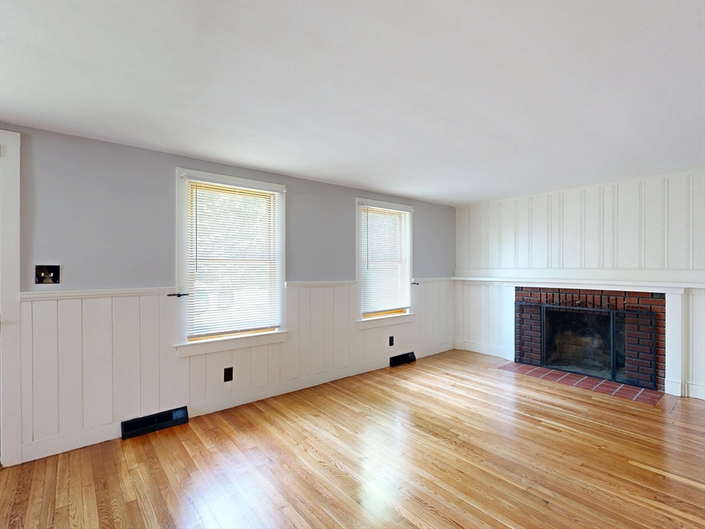 8 Shepard Ave