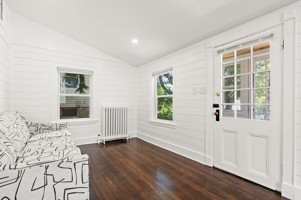 19 Arlington Rd