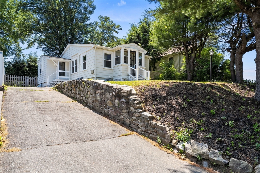 19 Arlington Rd
