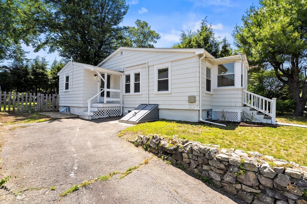 19 Arlington Rd