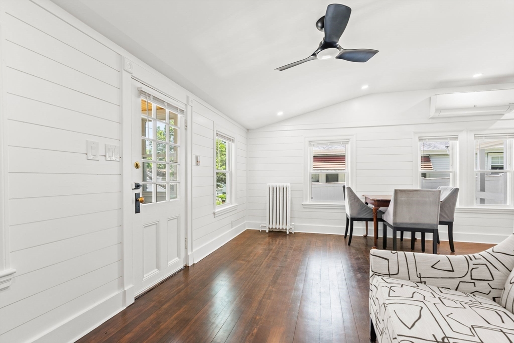 19 Arlington Rd