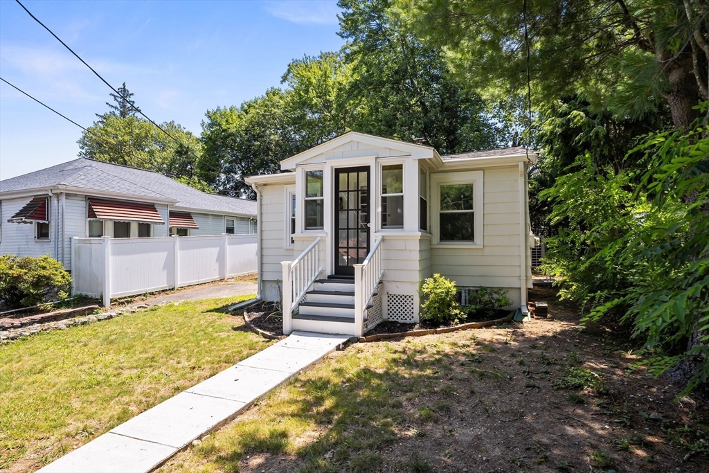 19 Arlington Rd