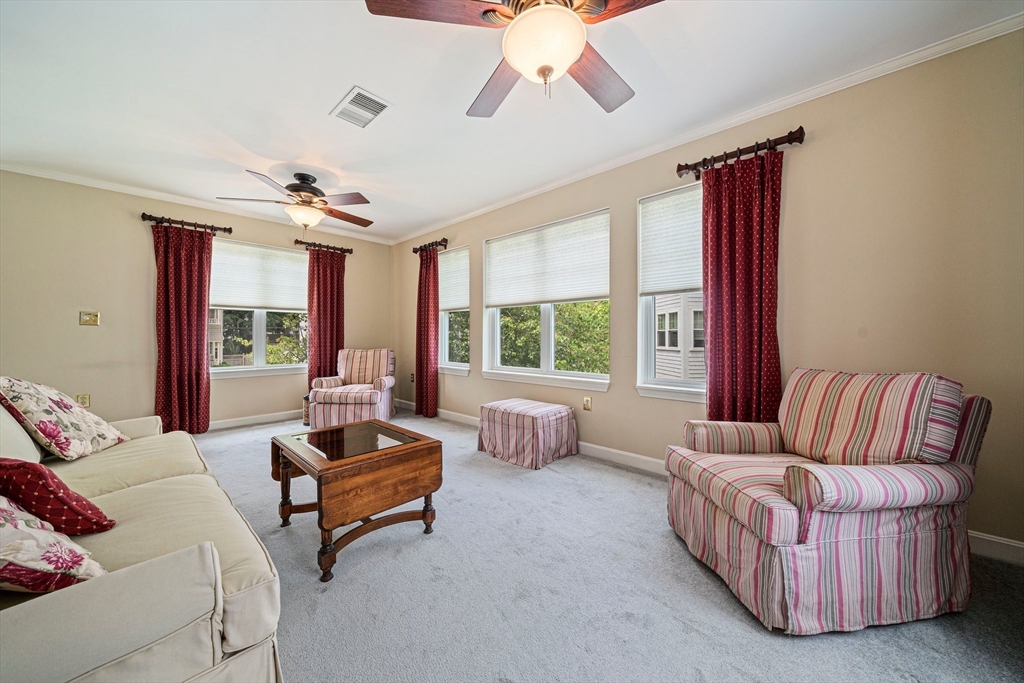 37 Hastings St. # 207