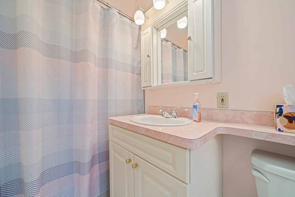 37 Hastings St. # 207