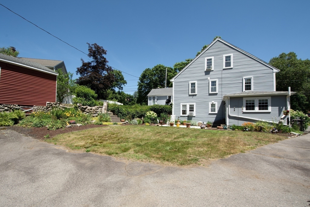 120 Randolph St