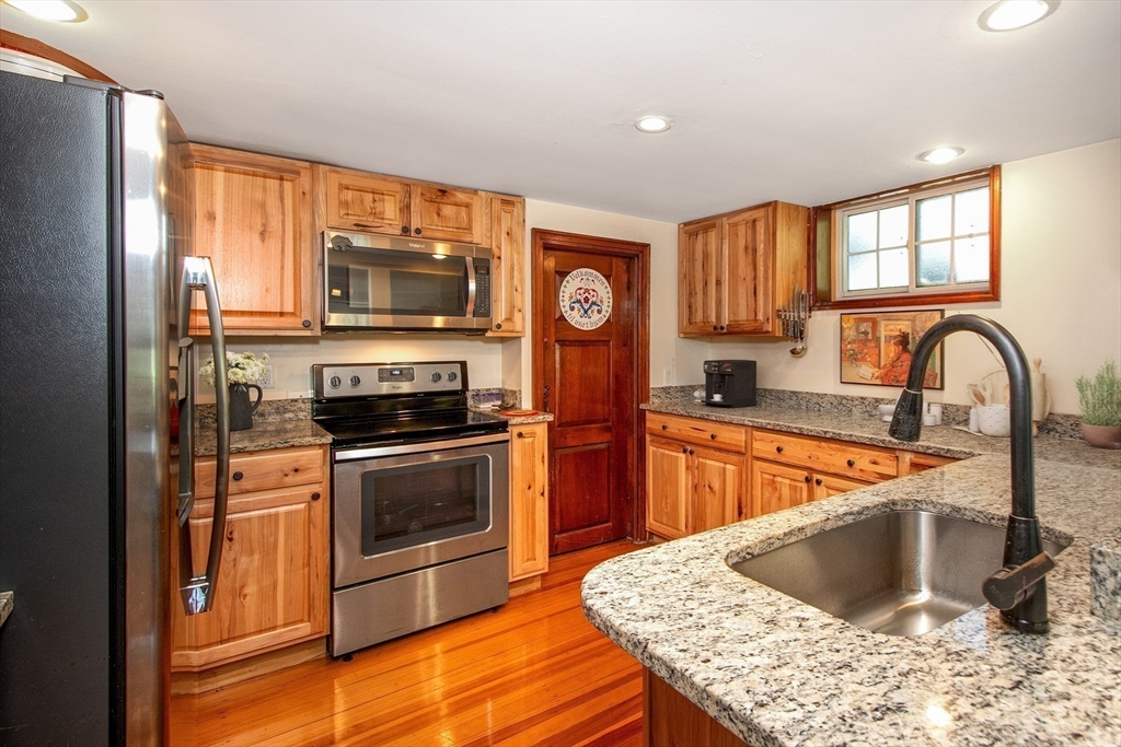 120 Randolph St