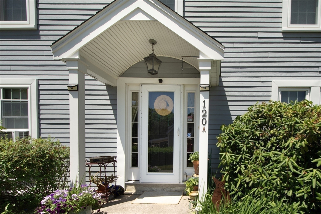 120 Randolph St