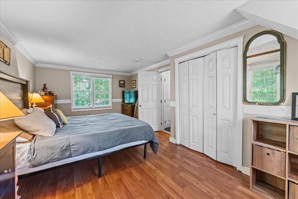 19 Forest Road