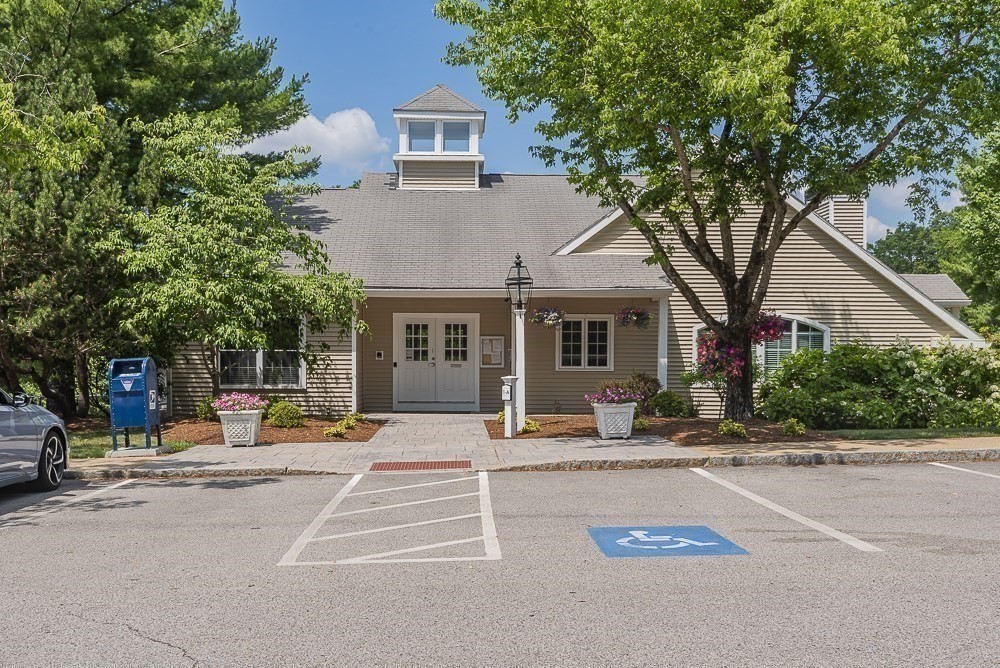 109 Bradford Commons Ln # 109