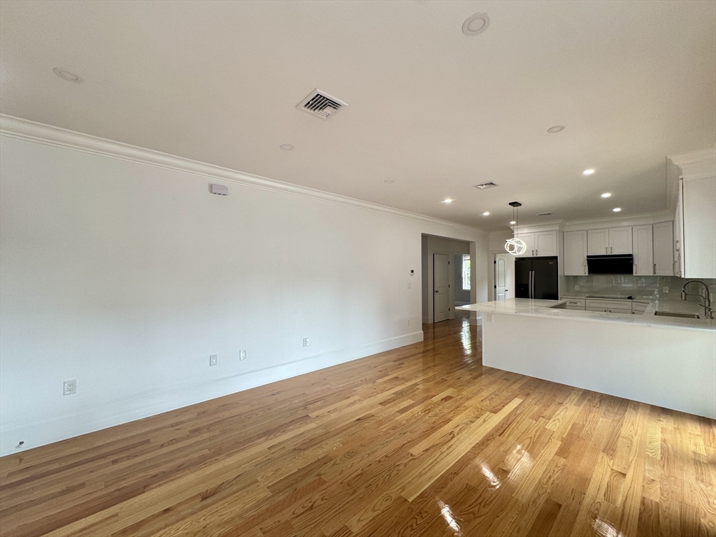 295 Billings Rd # 1